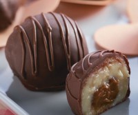 /album/doces-finos/bombom-casadinho-trufado-1-jpg/